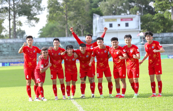 Niềm vui của PVF CAND khi vẫn còn hy vọng tranh vé play-off - Ảnh: CTV